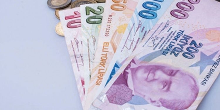 Mahfi Eğilmez yazdı: TL değer kaybederken ihracat artıyor mu?