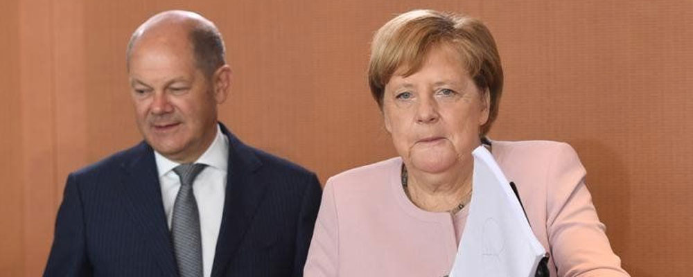 Merkel, Erdoğan'la Roma'da yapacağı görüşmeye müstakbel halefi Scholz'u da davet etti