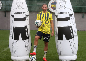 Miguel Crespo: Her gün daha fazla çalışıp bu kulübün hak ettiği şampiyonluğu kazanmak istiyoruz