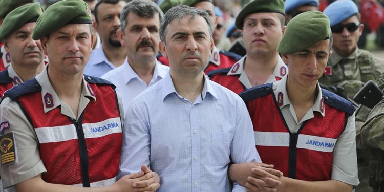 “Bizans entrikalarını aratmayan kumpasların yaşandığı TSK…”