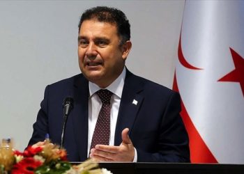 Müstehcen videonun ardından KKTC Başbakanı Ersan Saner siyaseti bıraktı