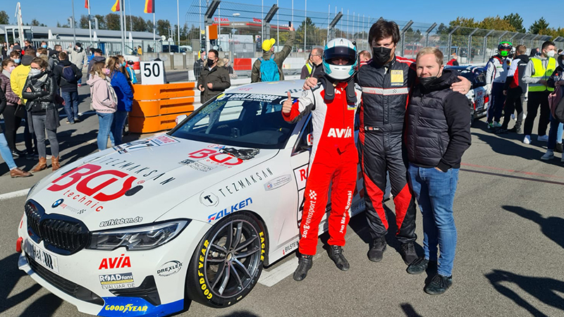 Nürburgring Dayanıklılık Serisi'nde Emir Aşarı, son yarışın galibi oldu