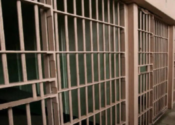 Nijerya'da cezaevine silahlı saldırı: Onlarca tutuklu kaçtı