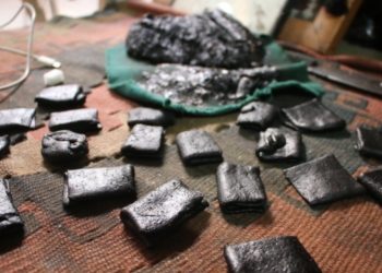 Nêrûbend yakısı günümüzde de hala kullanılıyor