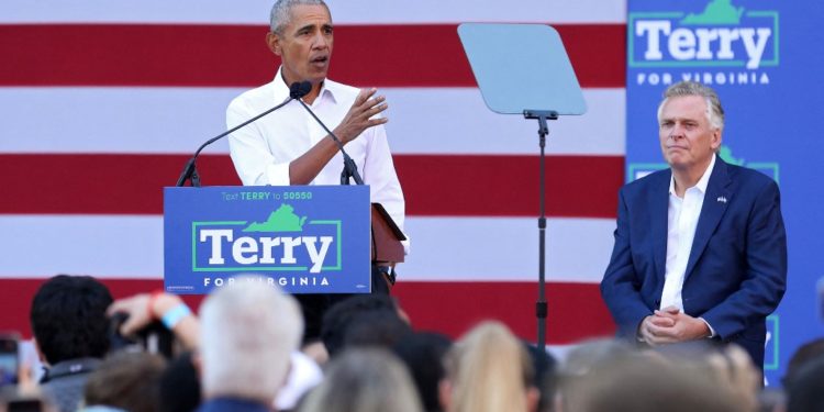 Obama, vali adayı için sahaya indi: ‘Cumhuriyetçiler demokrasiye tehdit’