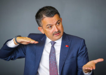 Pakdemirli: ‘Türkiye’nin kaderini Millet İttifakı’na terk edemeyiz’