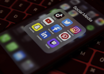 Pakistan'da sosyal medya kurallarında değişiklik; İslam ve ülke karşıtı içerikler yasaklandı