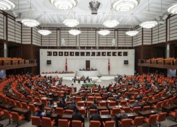 Paris İklim Anlaşması komisyondan geçti