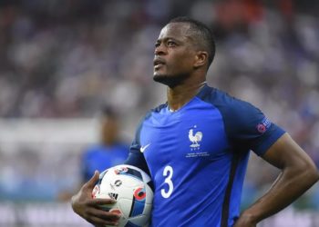 Patrice Evra, çocukken tacize uğradığını açıkladı