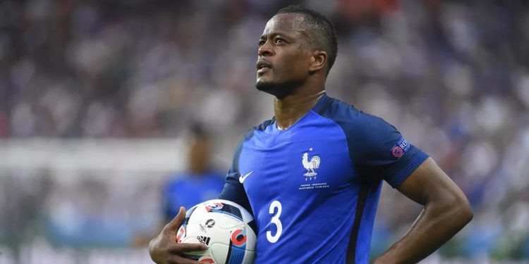 Patrice Evra, çocukken tacize uğradığını açıkladı