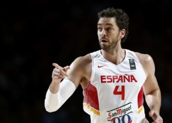 Pau Gasol'e üstün liyakat nişanı