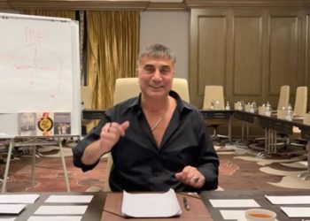 Peker seks kasetleri için adres verdi