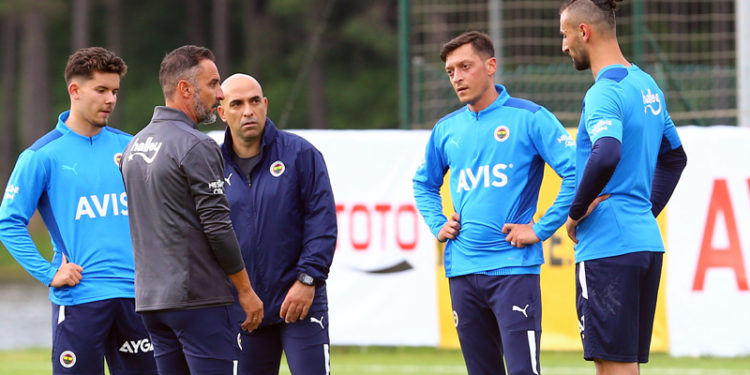 Pereira'dan Mesut Özil kararı