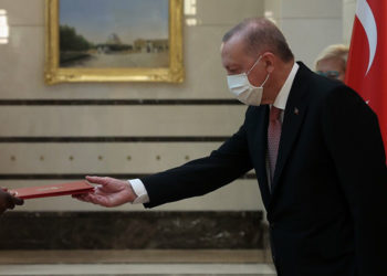 Persona non grata (istenmeyen adam) nedir, hangi durumlarda uygulanır, uygulanırsa karşılığı ne olur?