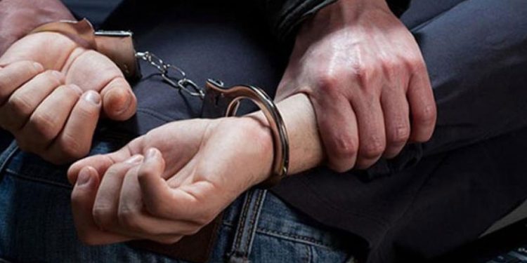 Polis muz paylaşımı yapan Suriyeli gözaltına aldı