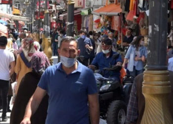 Prof. Dr. Haluk Çokuğraş: Dördüncü dalga aşısız ve maskesizlerin pandemisi olacak