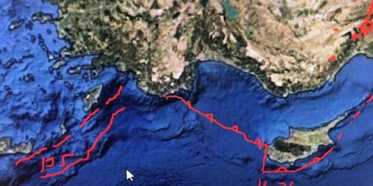 Prof. Dr. Naci Görür'den Kaş açıklarındaki depreme ilişkin açıklama: Devam edebilir