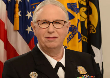 Rachel Levine, ABD'nin ilk trans oramirali oldu