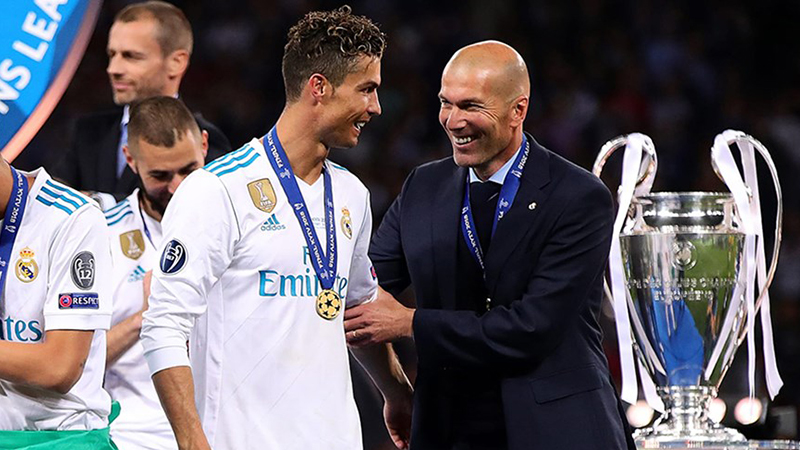 Ronaldo'dan Manchester United'a Zidane önerisi