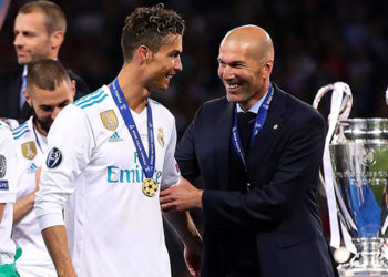 Ronaldo'dan Manchester United'a Zidane önerisi