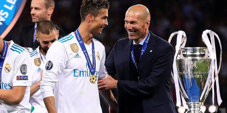 Ronaldo'dan Manchester United'a Zidane önerisi