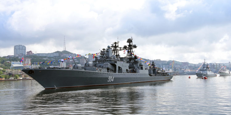 Rusya, ABD gemisini karasularımızdan 'kovaladık' dedi; Washington yalanladı