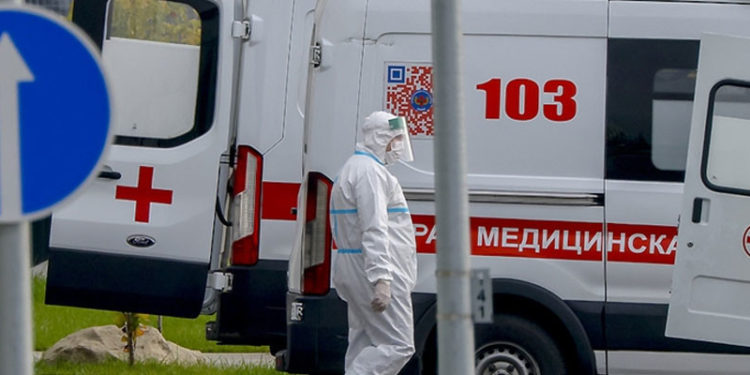 Rusya'da 984 ile Kovid-19'dan günlük en yüksek can kaybı açıklandı