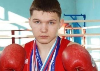 Rusya'da arkadaşını öldüren ayıyla boğuşan boksör hastanede tedavi görüyor