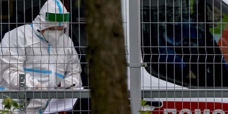 Rusya'da 'günlük en yüksek' Kovid-19 vaka ve ölüm sayısı kaydedildi