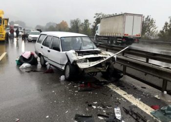 Sakarya'da 27 araçlı zincirleme kazalar