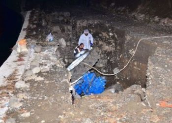 Samsun'da bir anda yol çöktü, traktörü yuttu: 2 ölü, 1 çocuk yaralı