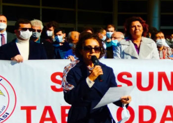 Samsun'da doktorlar Covid-19 için meslek hastalığı yasası çıkarılmasını istedi