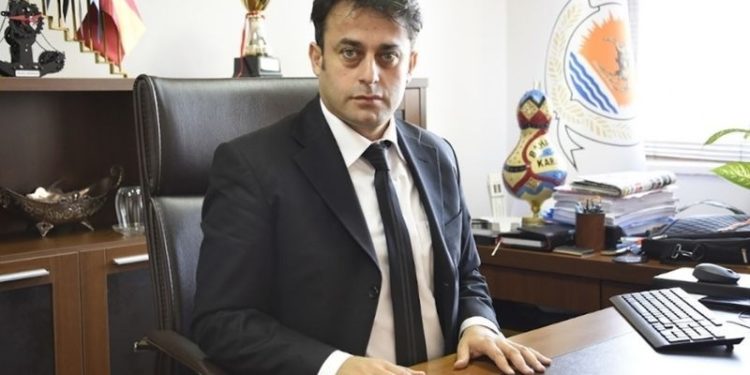 Samsun'da rüşvet davası: Daire Başkanı'na 4 yıl 2 ay hapis cezası verildi