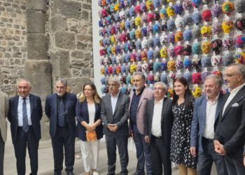 Sanatçı Güneştekin'in 'Hafıza Odası' sergisine yoğun ilgi