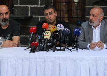 Sanatçı Güneştekin’den eleştirilere yanıt