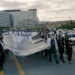 Sağlık Bakanlığı önünde alkışlı protesto