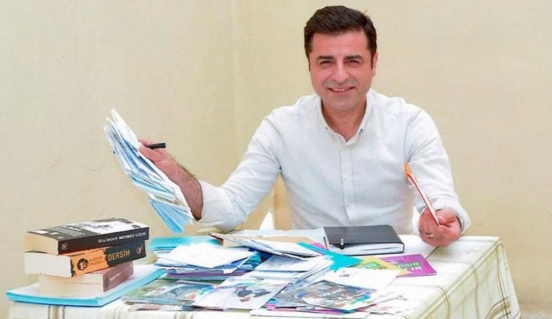 Selahattin Demirtaş: Bu terbiyesizler, halkın gündemini belirleyemezler