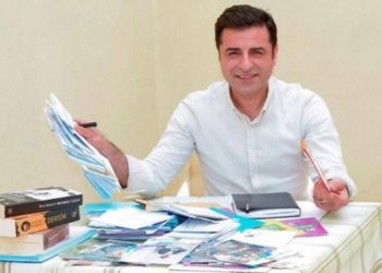 Selahattin Demirtaş: Bu terbiyesizler, halkın gündemini belirleyemezler