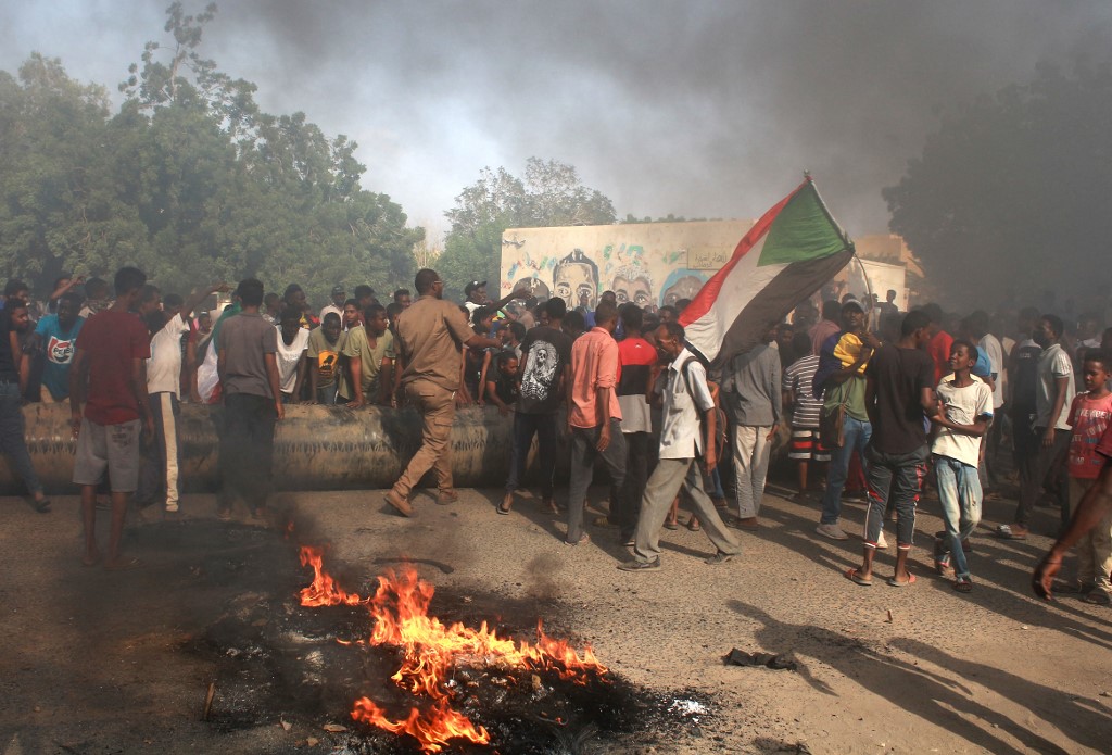 Sudan’daki askeri darbede en az 7 kişi öldü, 140’tan fazla kişi yaralandı