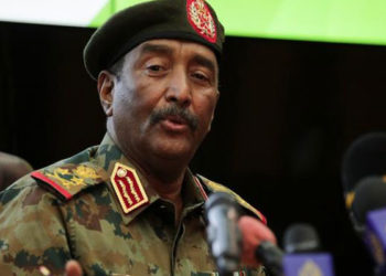 Sudan'da ordu çok sayıda büyükelçiyi görevden aldı