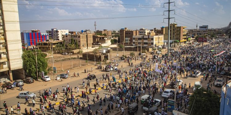 Sudan’daki protestolarda 35 kişi yaralandı