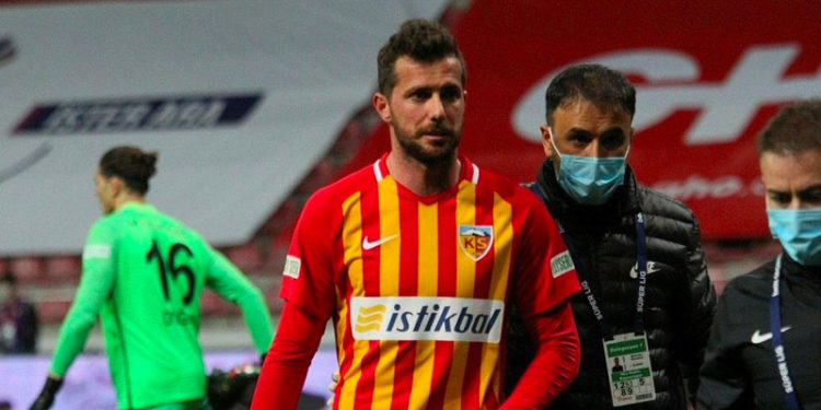 Süper Lig oyuncusunun Koronavirüs testi pozitif çıktı
