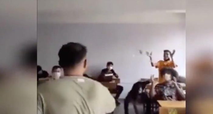 Sınıfta çay fırlatan öğrencilere ‘Erdoğan’ı taklitten’ tutanak