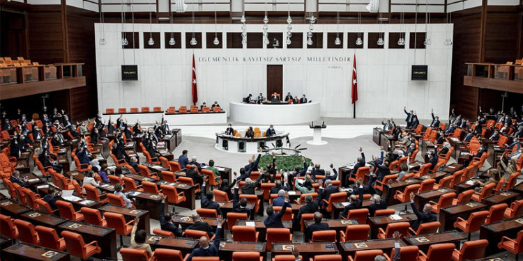 TBMM'de bu hafta milyonlarca kişiyi ilgilendiren vergi düzenlemesi görüşülecek