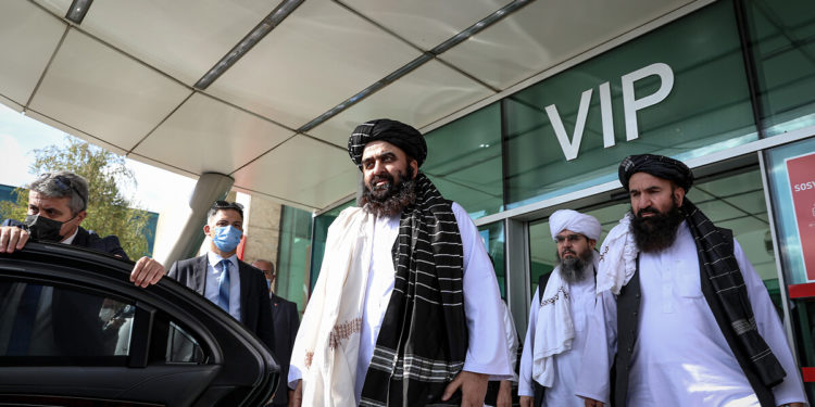 Taliban’dan yaptırımlara yanıt: ‘ABD ve AB ülkelerine mülteci olabilir’