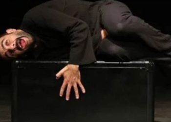 'Testis' kelimesini 'müstehcen' bulan valilik tiyatro oyununu yasakladı