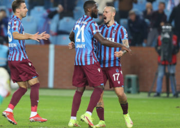 Trabzonspor geriden geldi, Rizespor'u devirdi