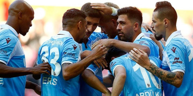 Trabzonspor maç fazlasıyla liderlik koltuğuna oturdu