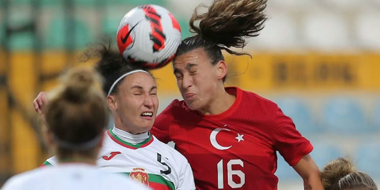Türkiye A Milli Kadın Futbol Takımı, Bulgaristan'ı tek golle geçti