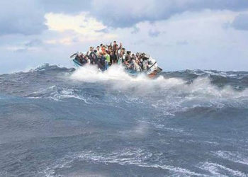 Türkiye'den Yunanistan'ın Sakız adasına giden mülteci teknesi battı: En az üç ölü